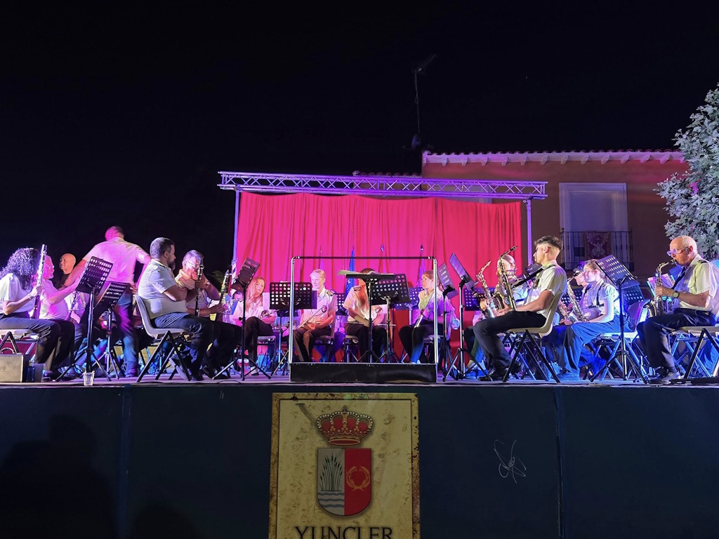 Pasodobles en Yunclerl 8