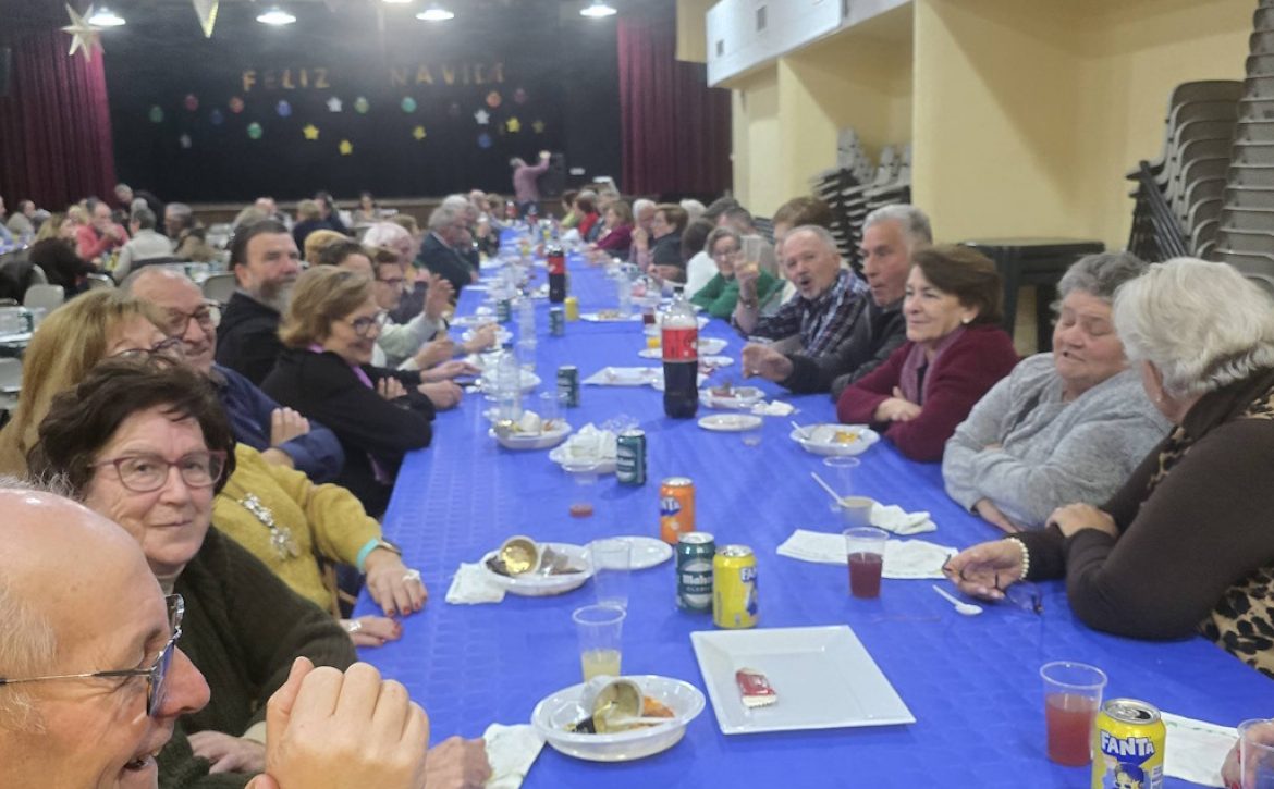 Comida Navidad Mayores 8