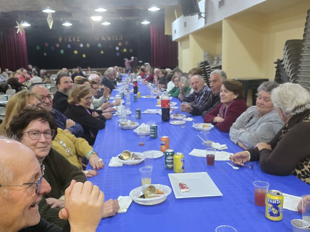 Comida Navidad Mayores 8