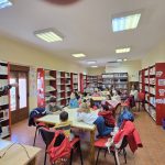 VISITA DEL COLE A LA BIBLIOTECA.
